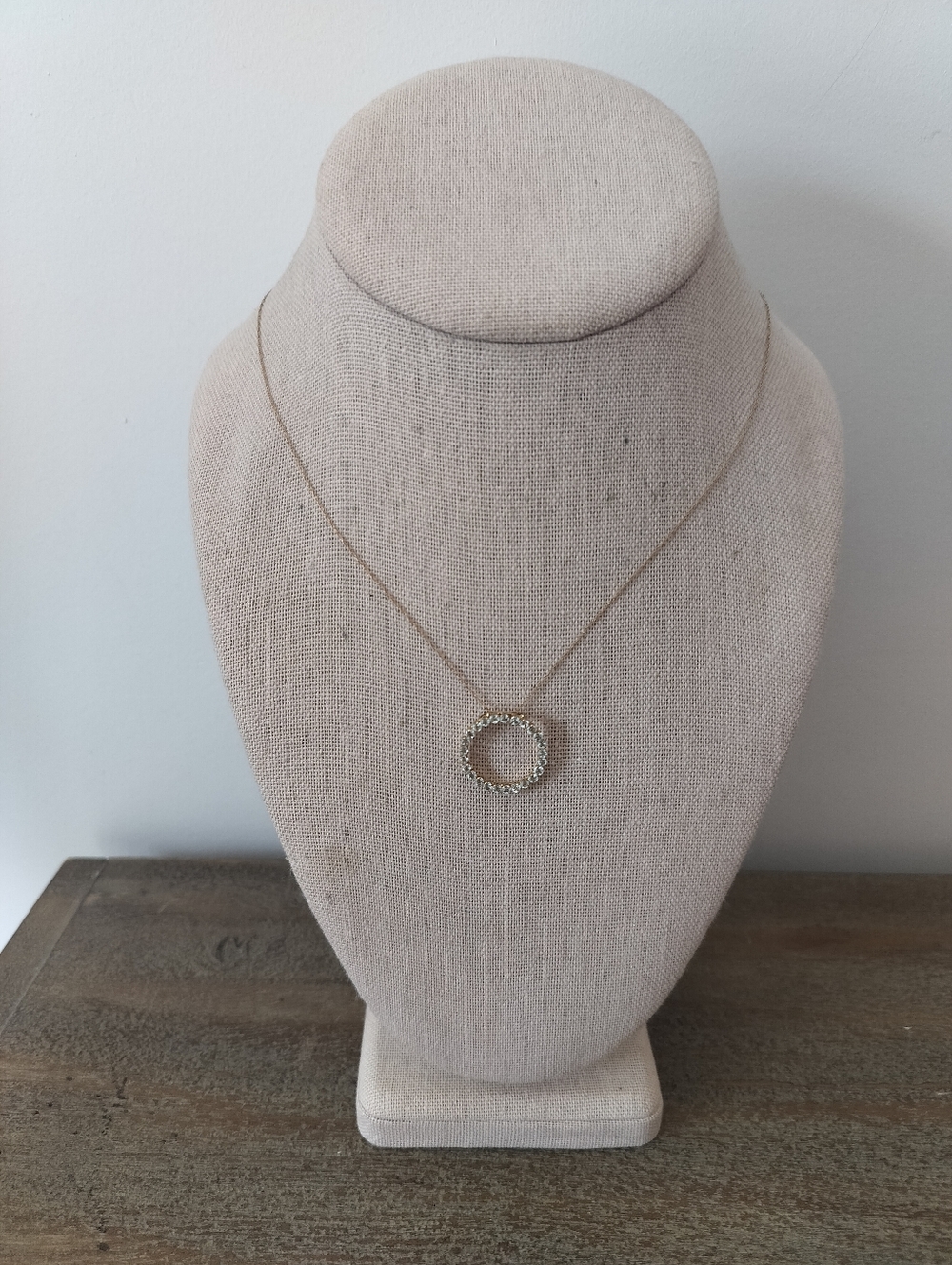 10k Yellow Gold Amethyst CZ Circle Pendant Necklace